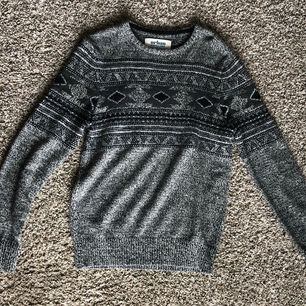 Men’s sweater